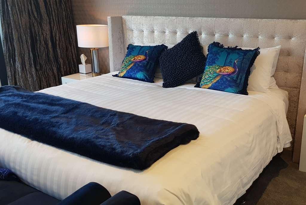 Ramada By Wyndham Hotel